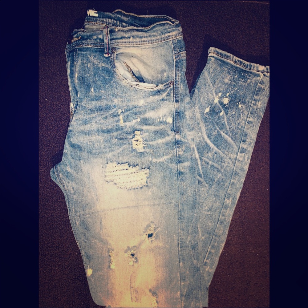 Men’s Ripped Jeans